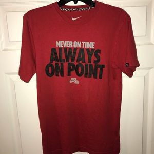 Nike Air T shirt size Small men’s.